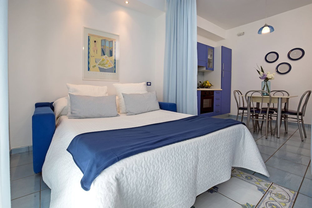 Hotel Angelina Residence