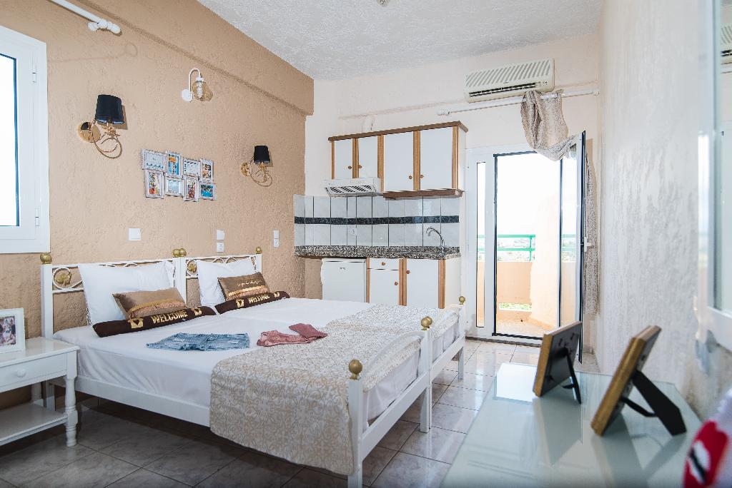 dal travel Oasis Studios