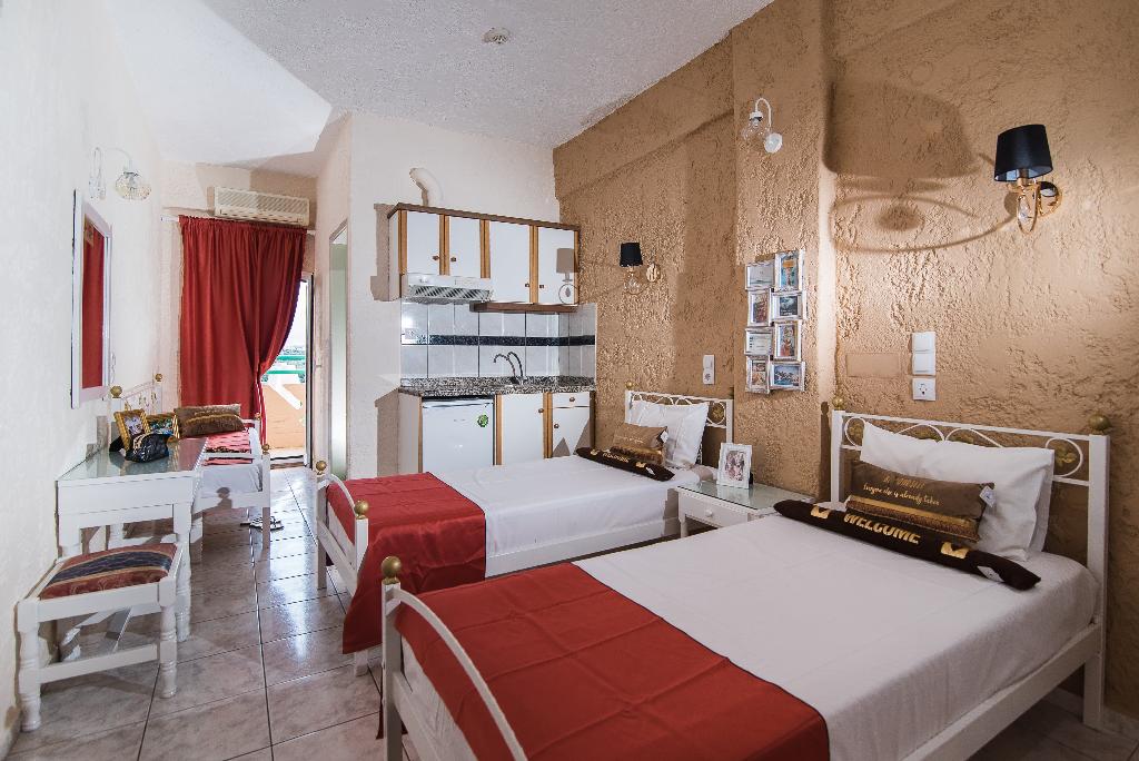 dal travel Oasis Studios
