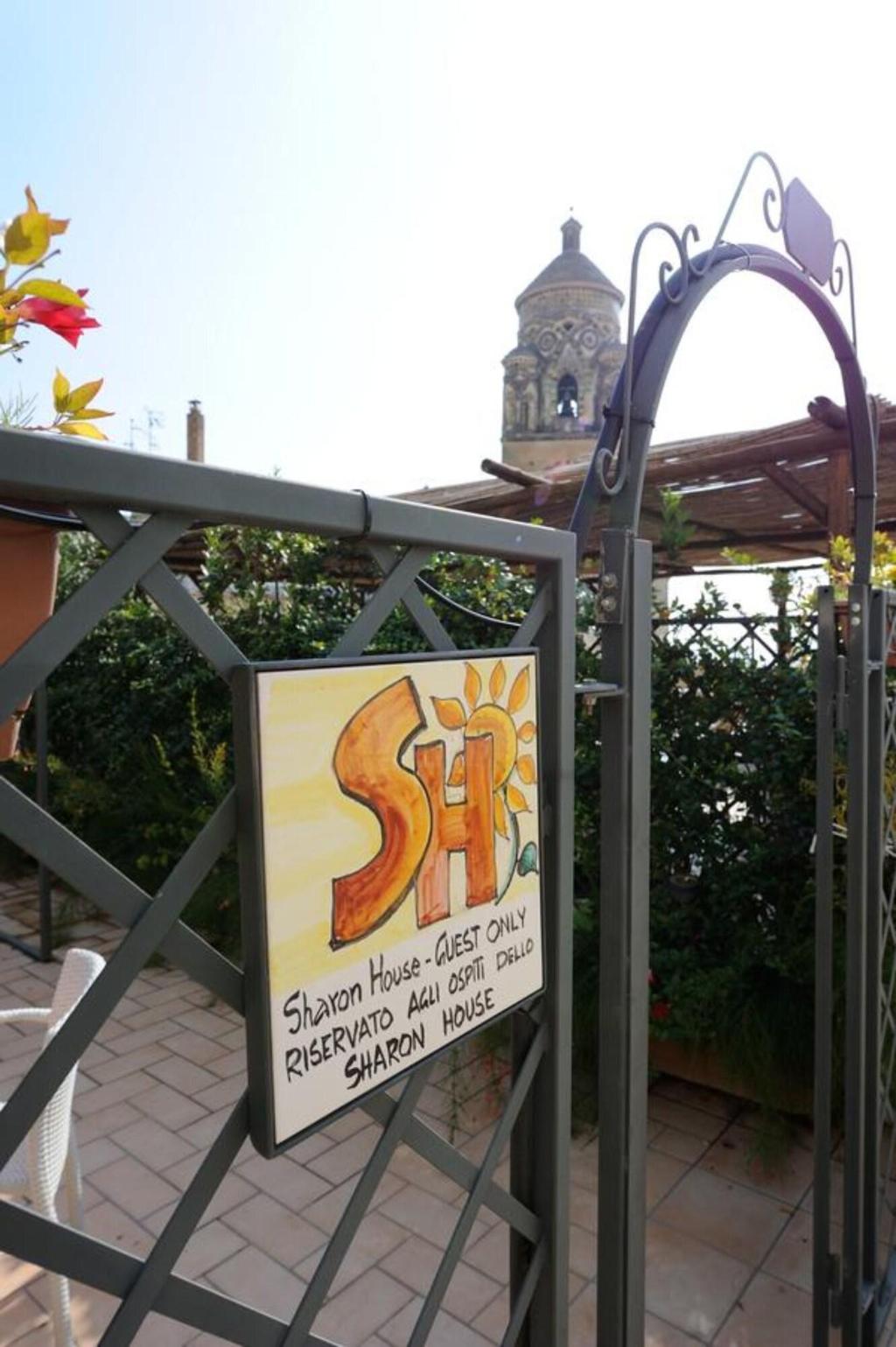 Hotel Sharon House
