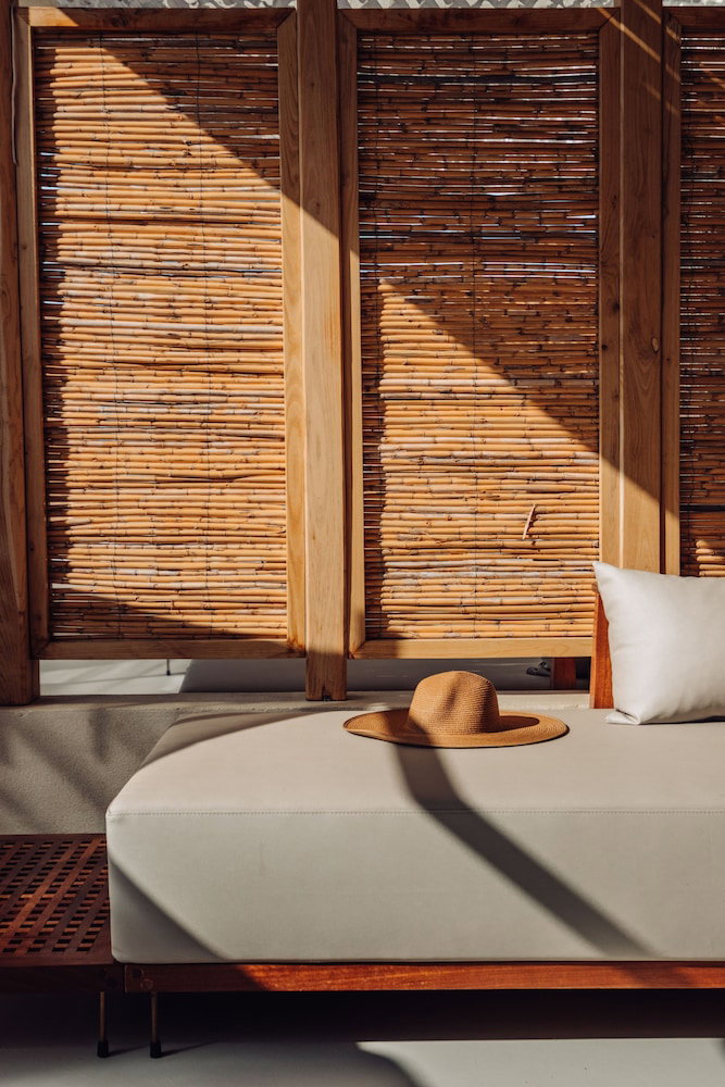 Avgoustos Suites - Adults Only