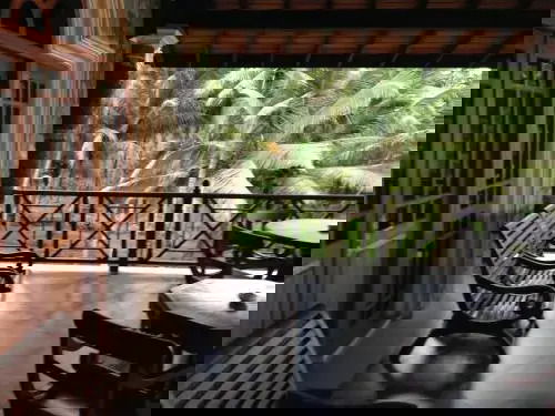 Hotel Warahena Beach Hotel