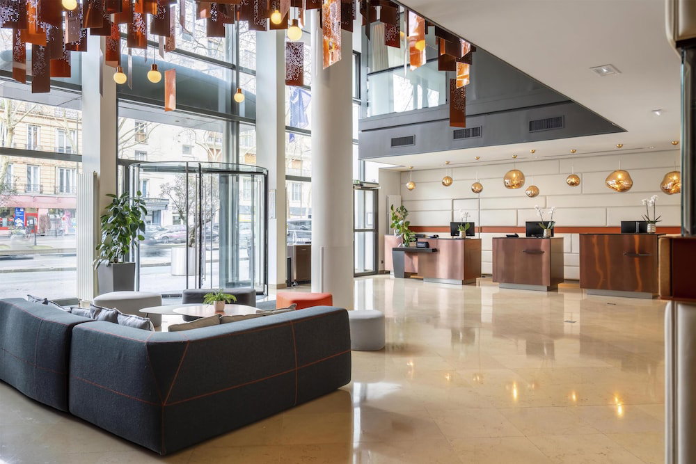 Doubletree By Hilton Paris Boulogne
