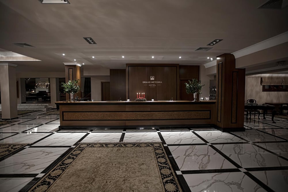 Grand Meteora Hotel