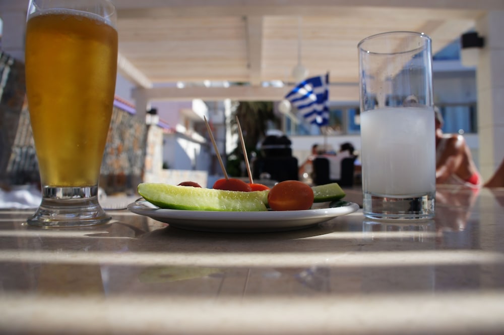 Palm Beach Hotel