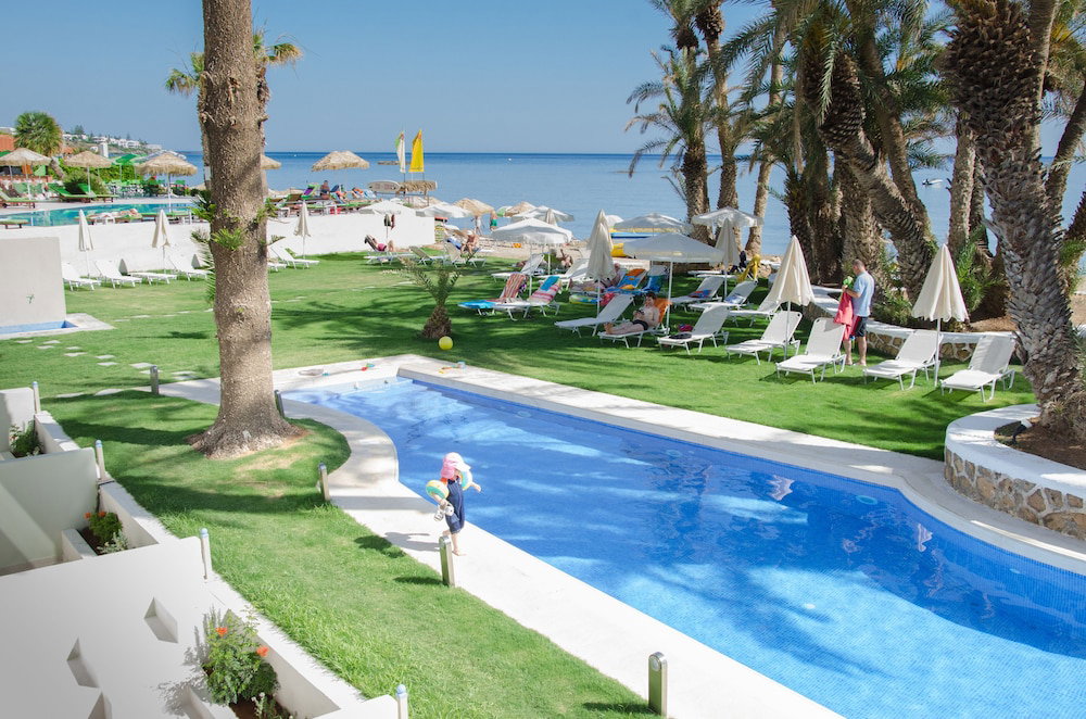 dal travel Palm Beach Hotel
