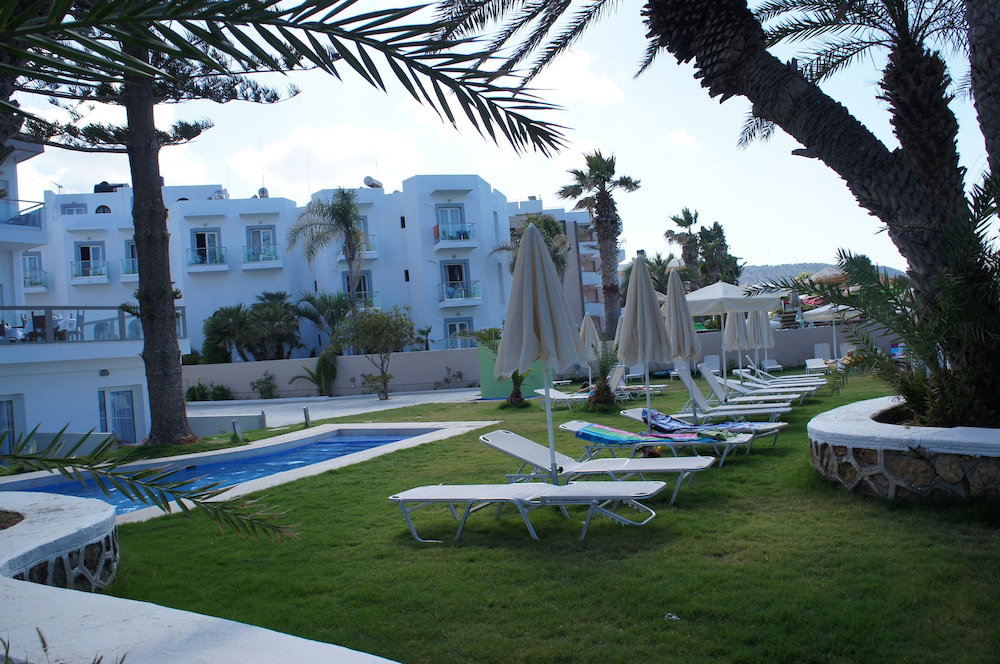 dal travel Palm Beach Hotel