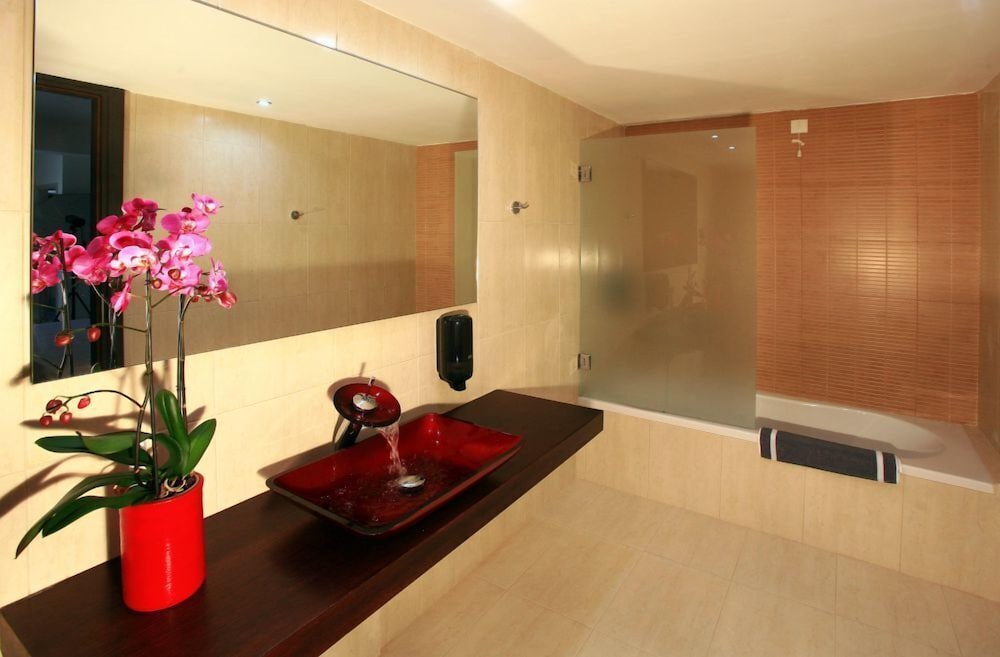 dal travel Eurohotel Katrin Suites