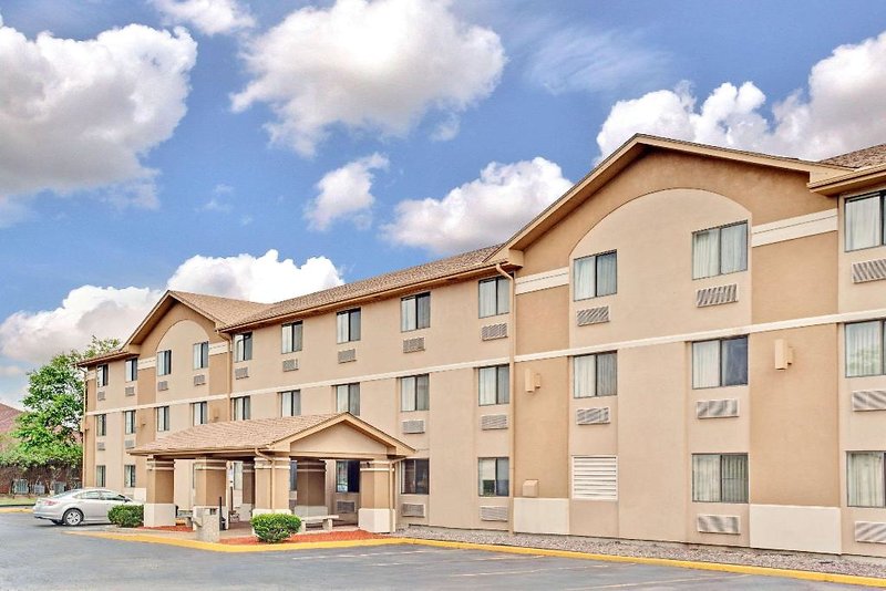 Hotel Super 8 By Wyndham Mokena/Frankfort /I-80