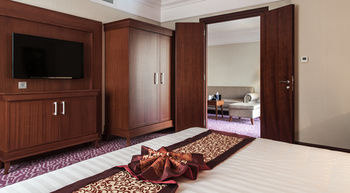 Army Hotel