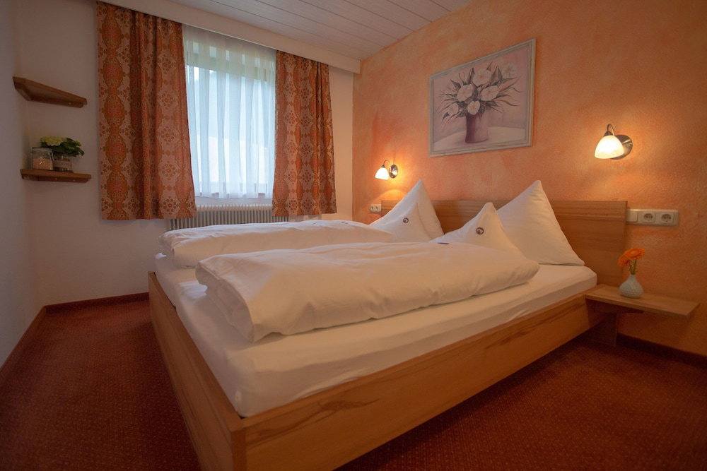 Hotel Pension Der Steinbock Das Bauernhaus