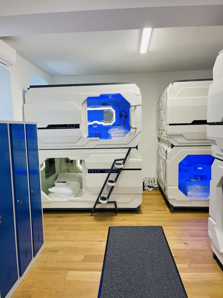 Hotel Space Homes Hostel - Prater