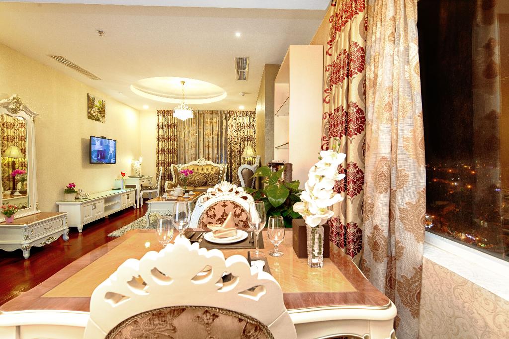 Hotel The Mira Hotel