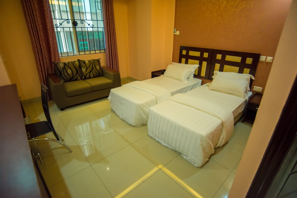 Euro Hotel And Apartments