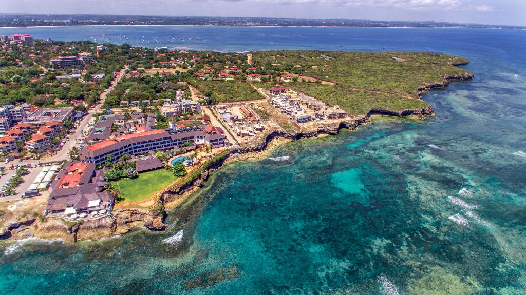 Sea Cliff Hotel