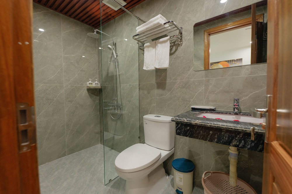 Tuan Nam Hotel