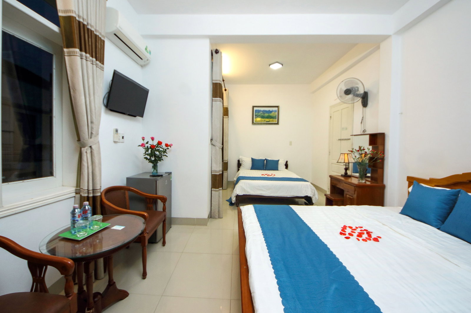 Hotel Quynh Long Homestay