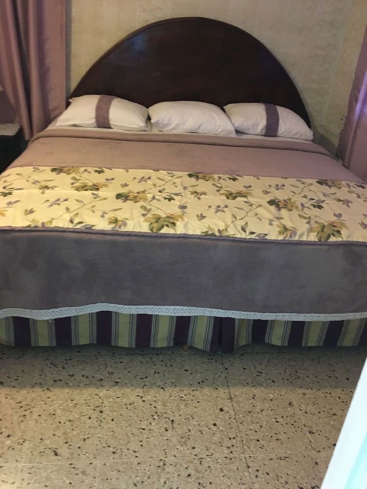 Hotel Palm View Guesthouse And Conference Centre