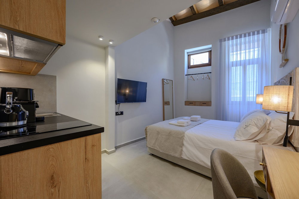Marea Boutique Suites