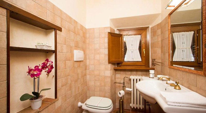 Hotel Agriturismo Rocca Di Pierle