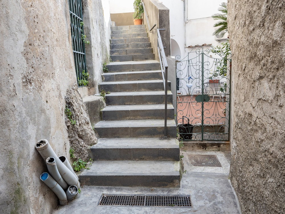 Artist House In Positano
