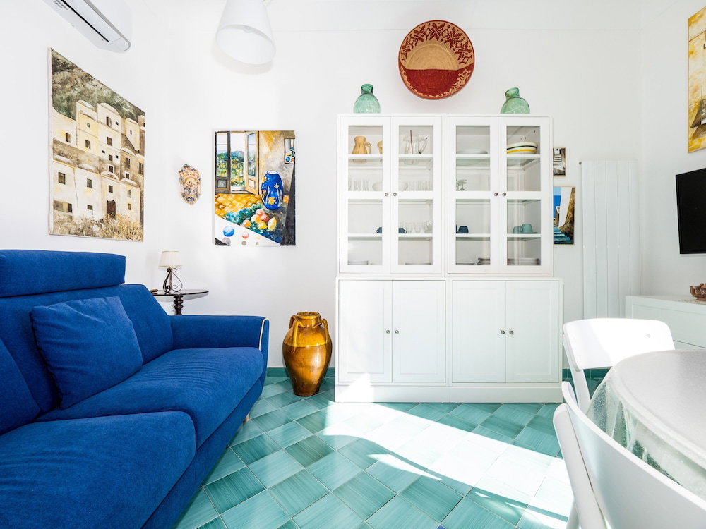 Artist House In Positano