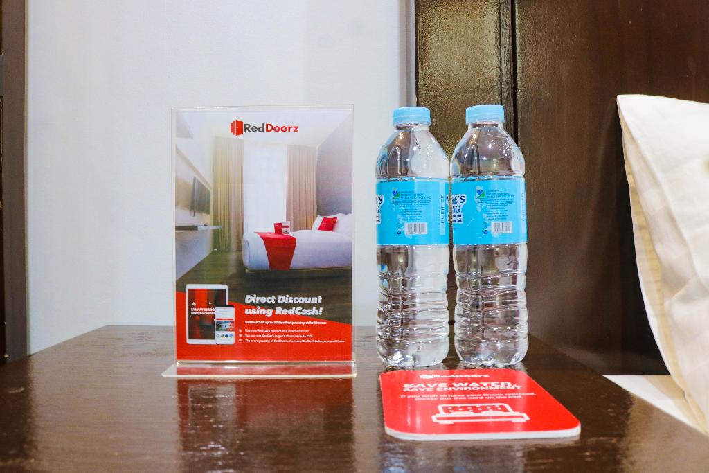 Hotel Reddoorz @ Junquera Extension Cebu