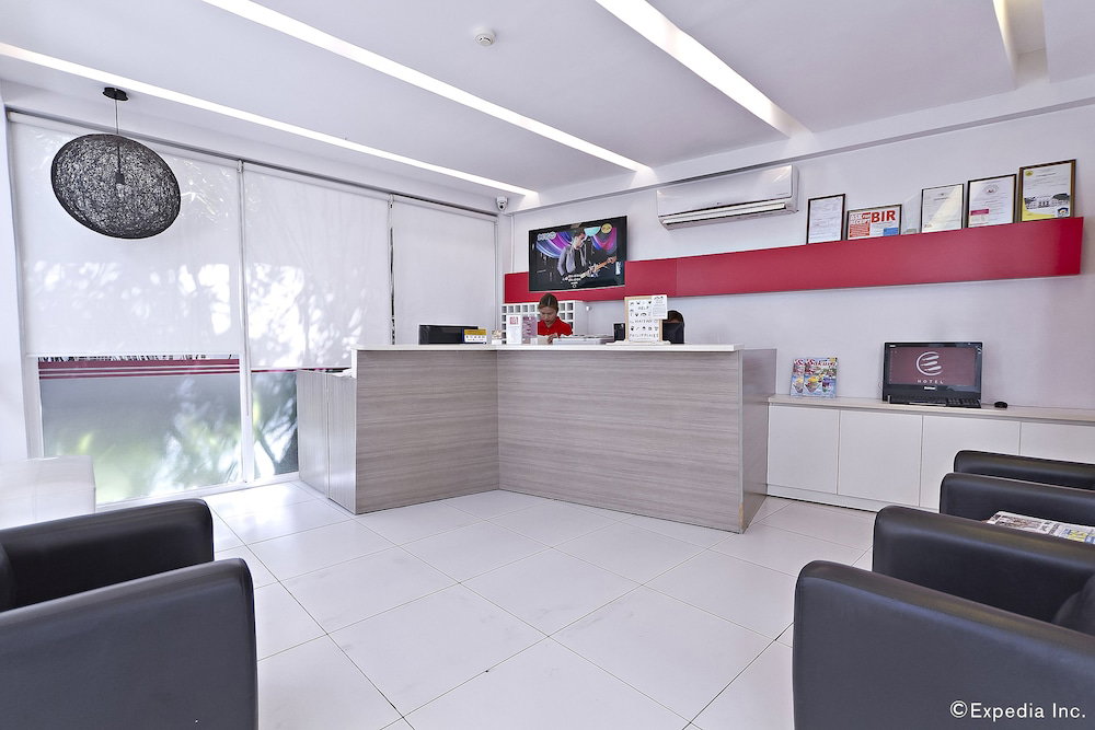 Hotel Escario Central