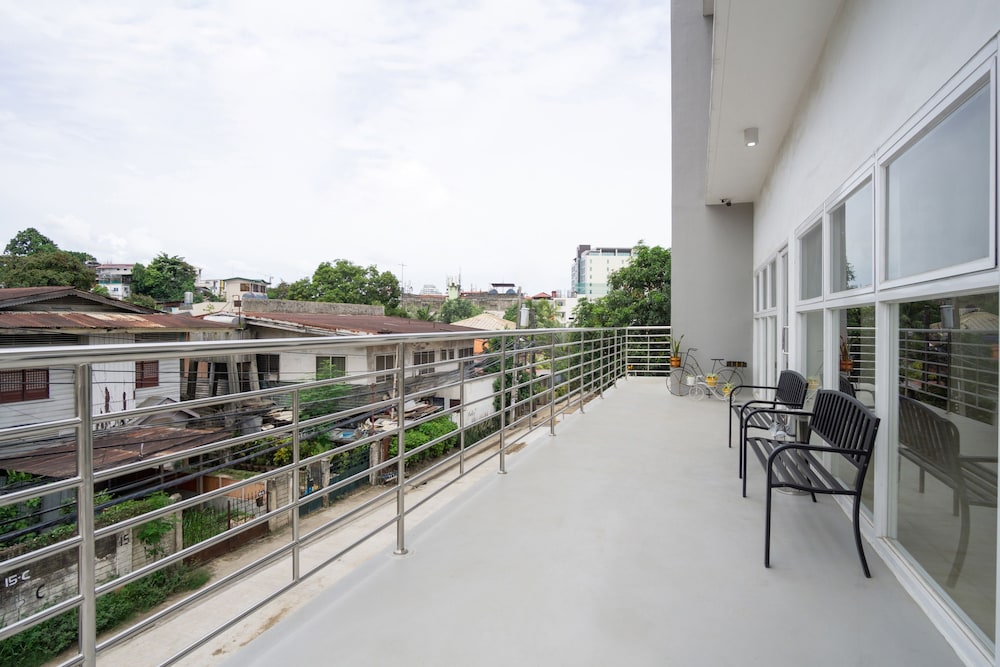 Hotel 18 Suites
