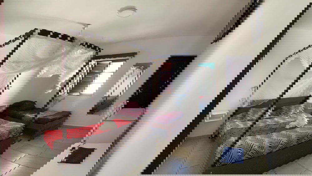 Hotel Les Flots Bleus