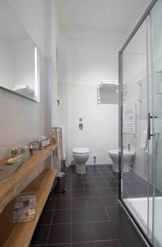 Suite Santa Tecla