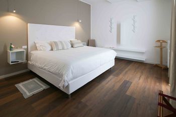 Suite Santa Tecla