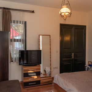 Hotel Orhan Kutbay'in Evi Turyolu Cafe Pansiyon cazare Adalar