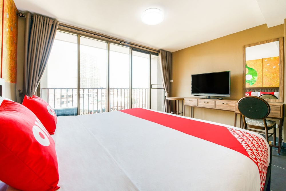 Hotel Oyo 458 Nakorn Siam Boutique