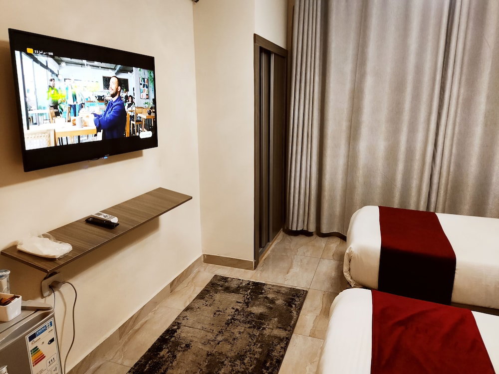 Golden Hotel