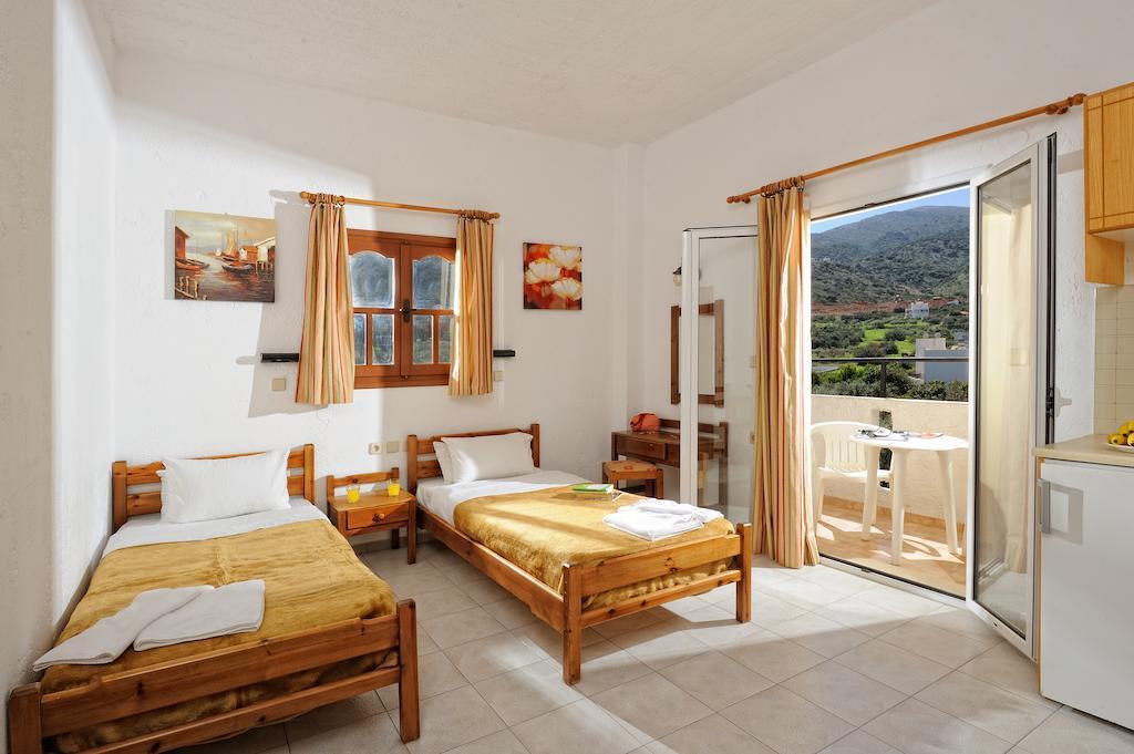 Stelios Residence