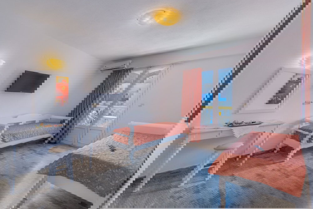 Hotel Irini Apartments