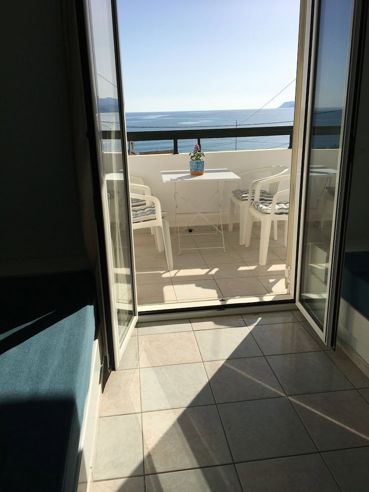 dal travel Liofoto Sea View Appartments