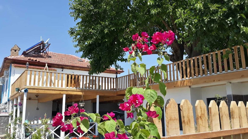 Tas Konak Butik Otel Bungalov
