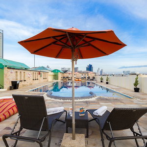 Hotel Nova Suites Pattaya cazare Chon Buri