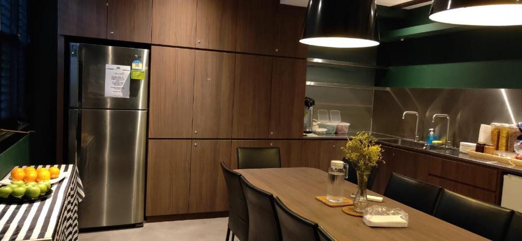 Hotel Wink Capsule Hostel