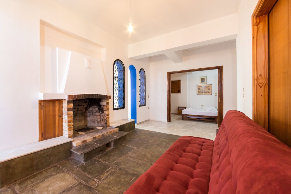 Hotel Velendzas Holidays