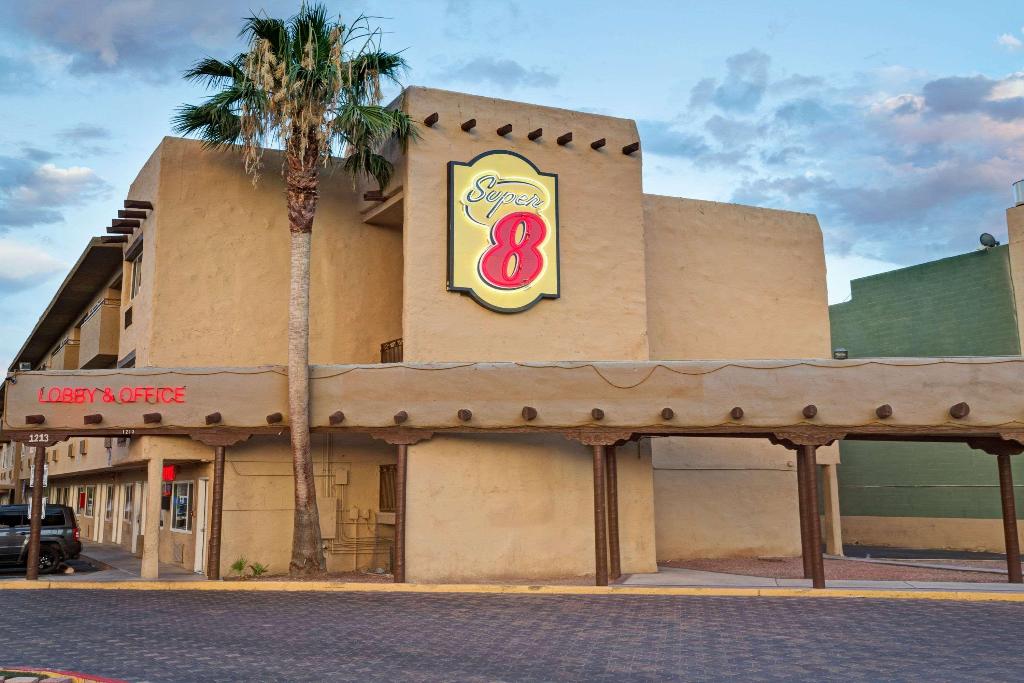 Hotel Super 8 Las Vegas North Strip/Fremont Street Area