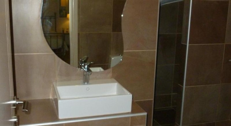 Portes Houses Boutique Hotel