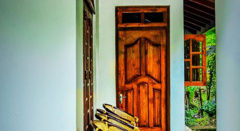 Binara Home Stay Tourist Lodge