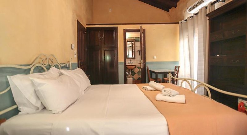 Mythos Guesthouse
