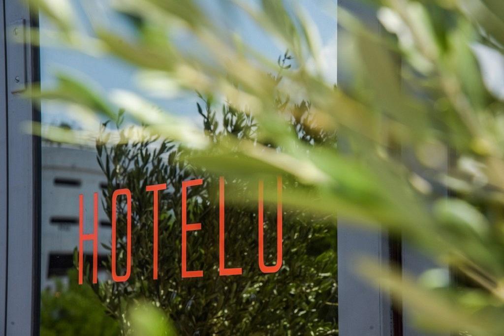 Hotelo