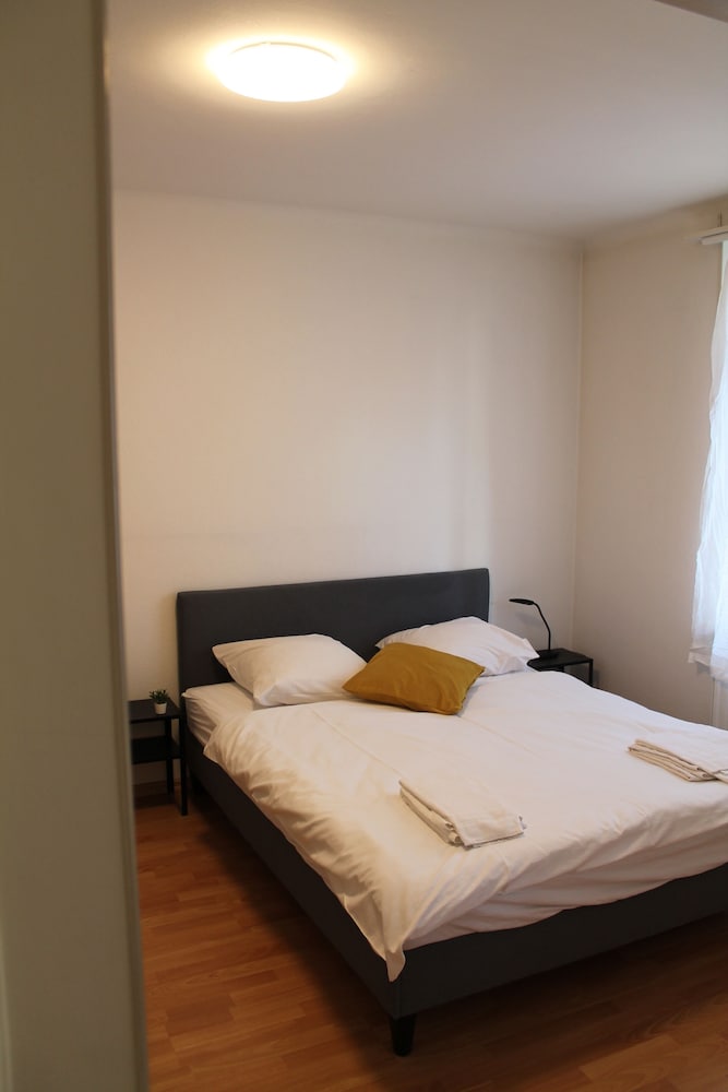 Hotel Rent A Home Eptingerstrasse