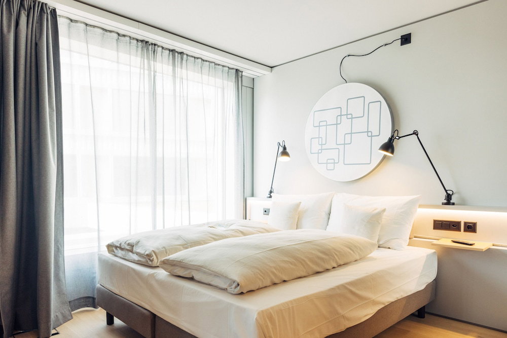 Hotel Harrys Home Hotel &Amp Apartments
