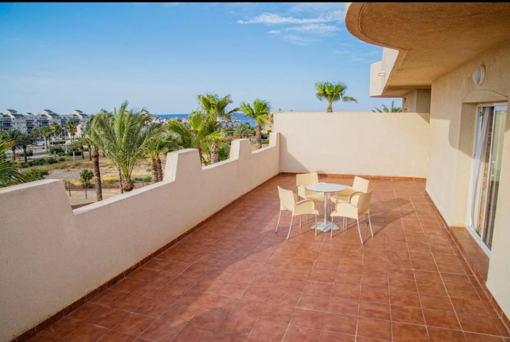 Cabo De Gata Hotel